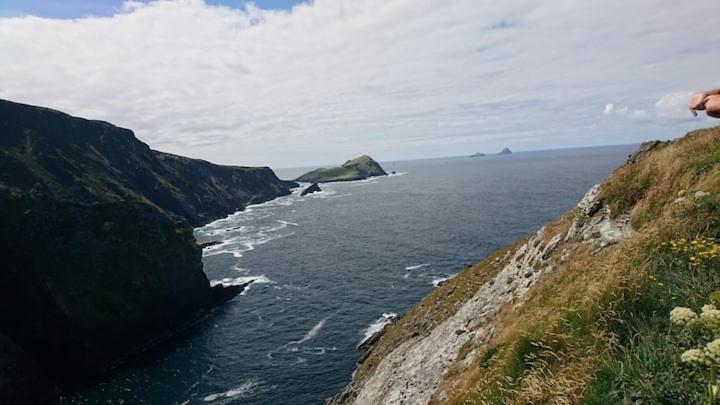 Skellig View Harbour View Sunrise Apartment 波托马里 外观 照片
