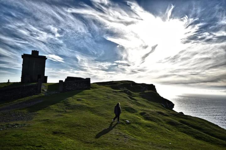 Skellig View Harbour View Sunrise Apartment 波托马里 外观 照片